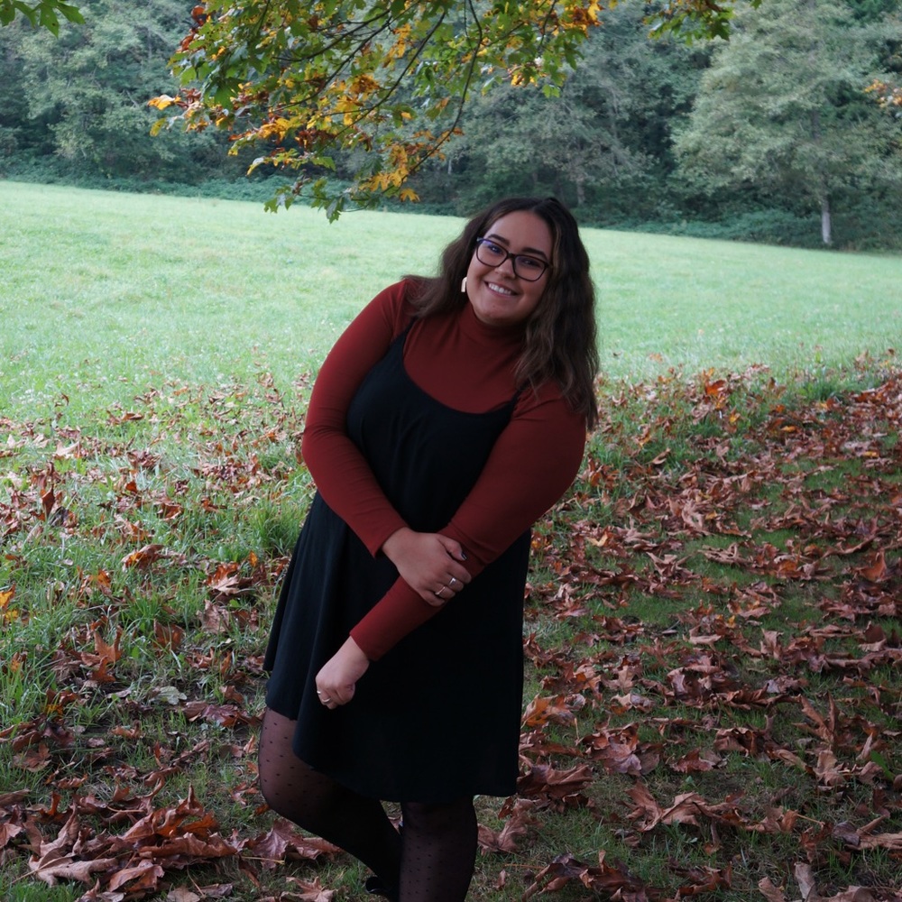 Meet your Posher, Izzy